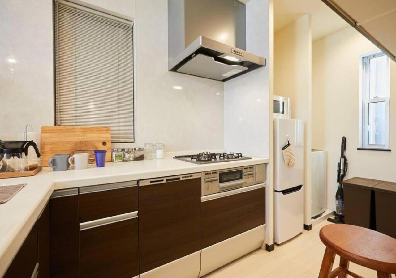 Naka House Apartment *